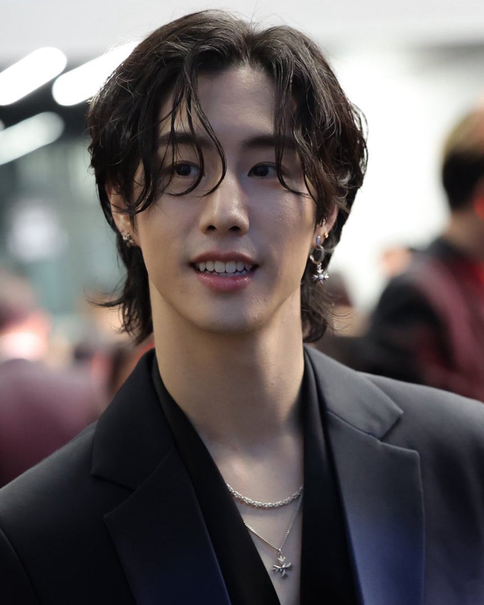 MARK TUAN
