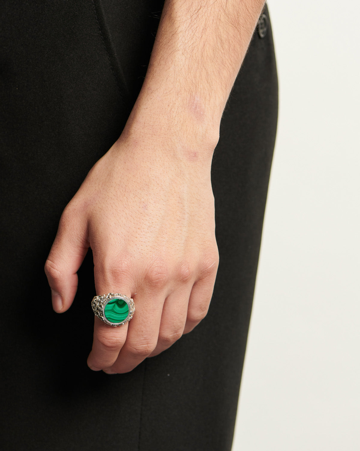 CHEVALIER RING