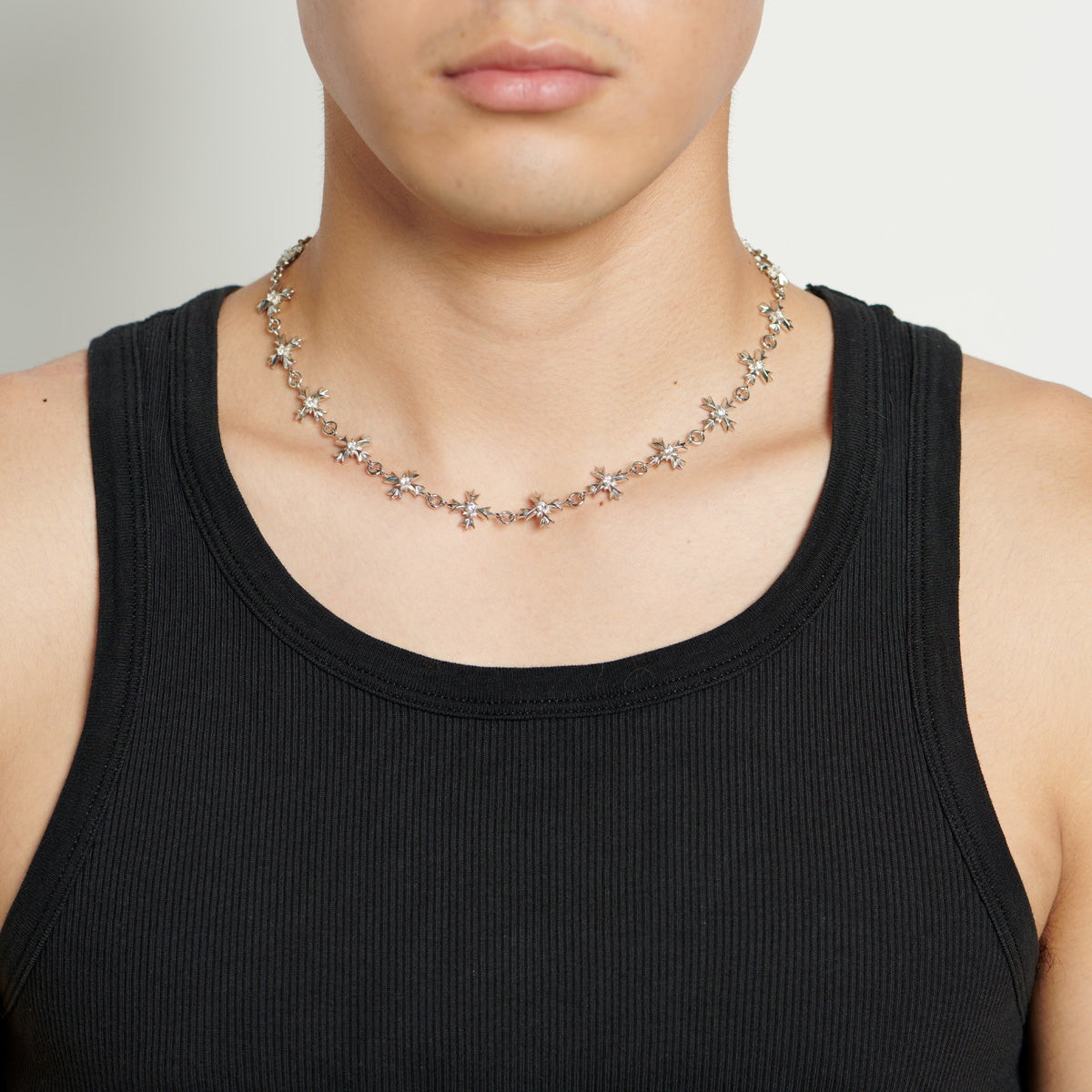 CRYSTAL CREST NECKLACE