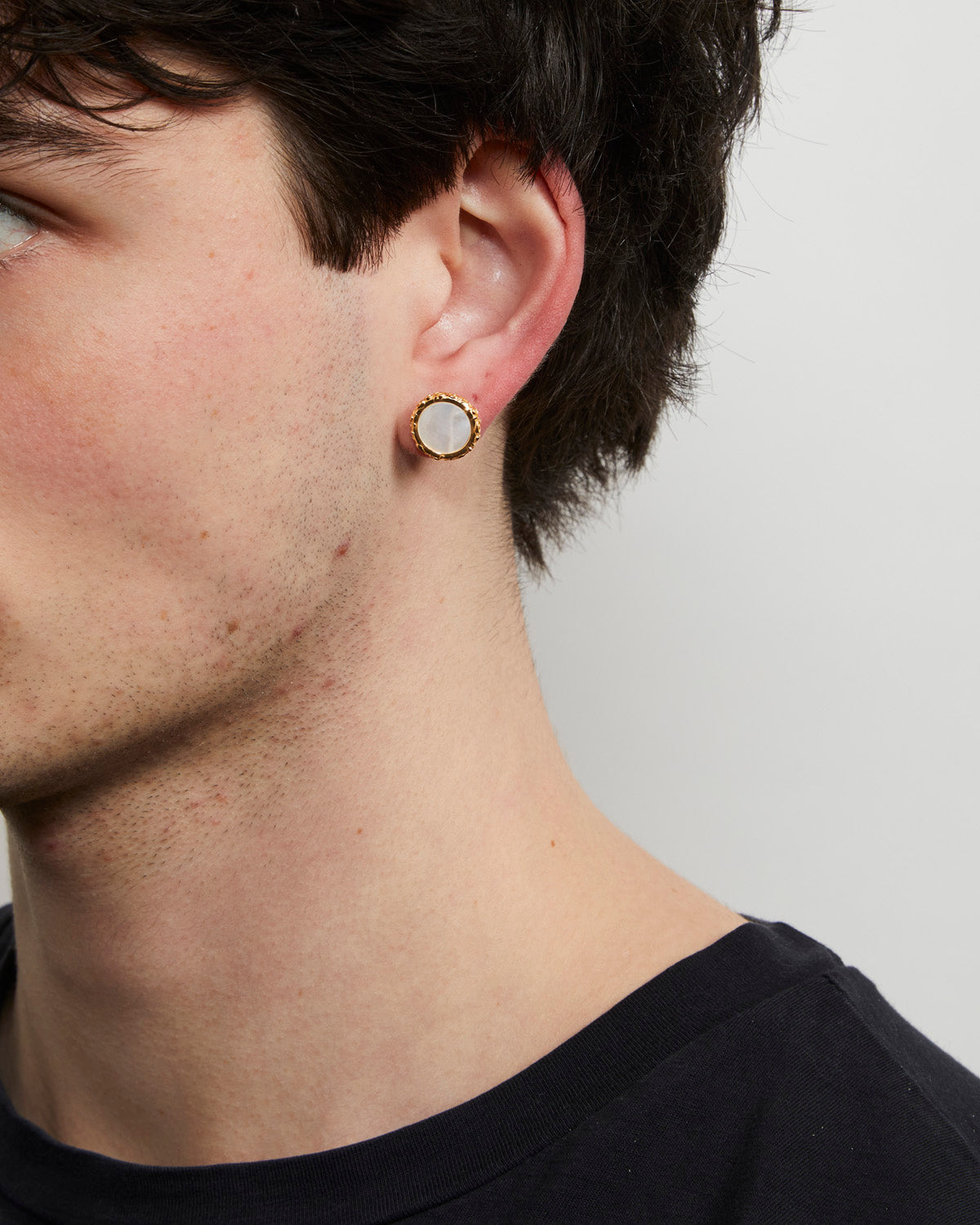 GOLD AMULET EARRING