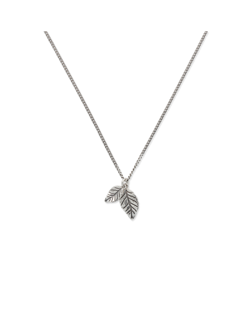 Leaves pendant necklace