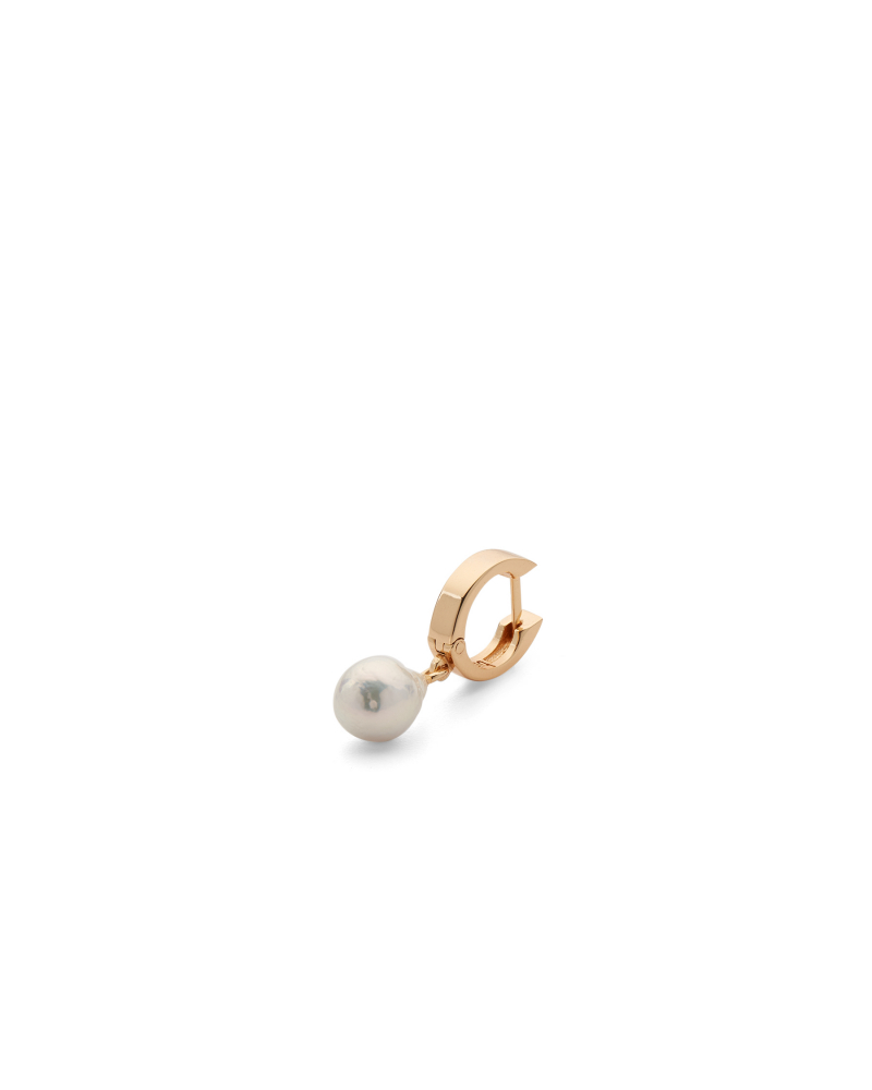 Gold baroque pearl earring