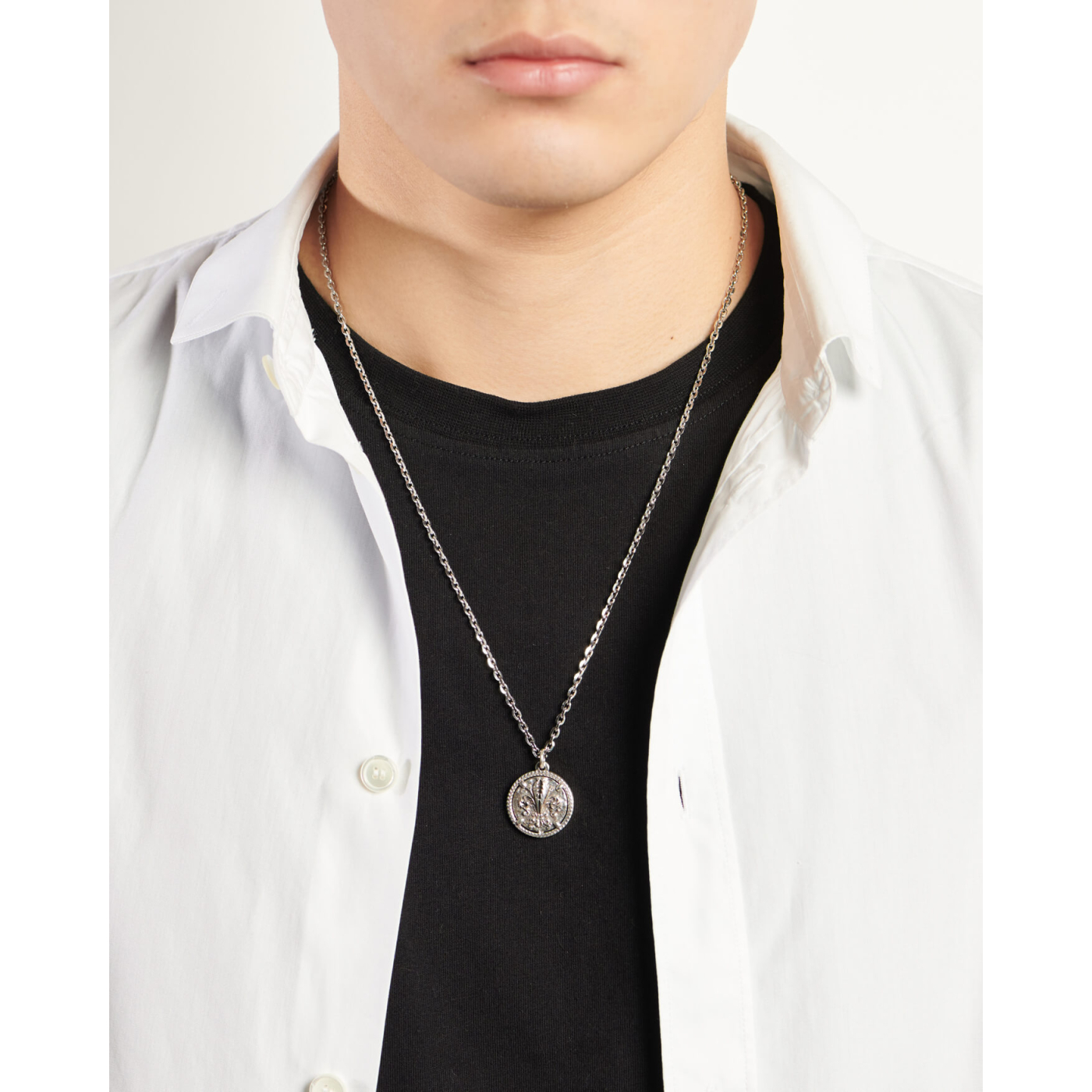 【関税込み】Emanuele Bicocchi ゴールド Lily コインネックレス Emanuele Bicocchi: ゴールド Lily コインネックレス | SSENSE 日本