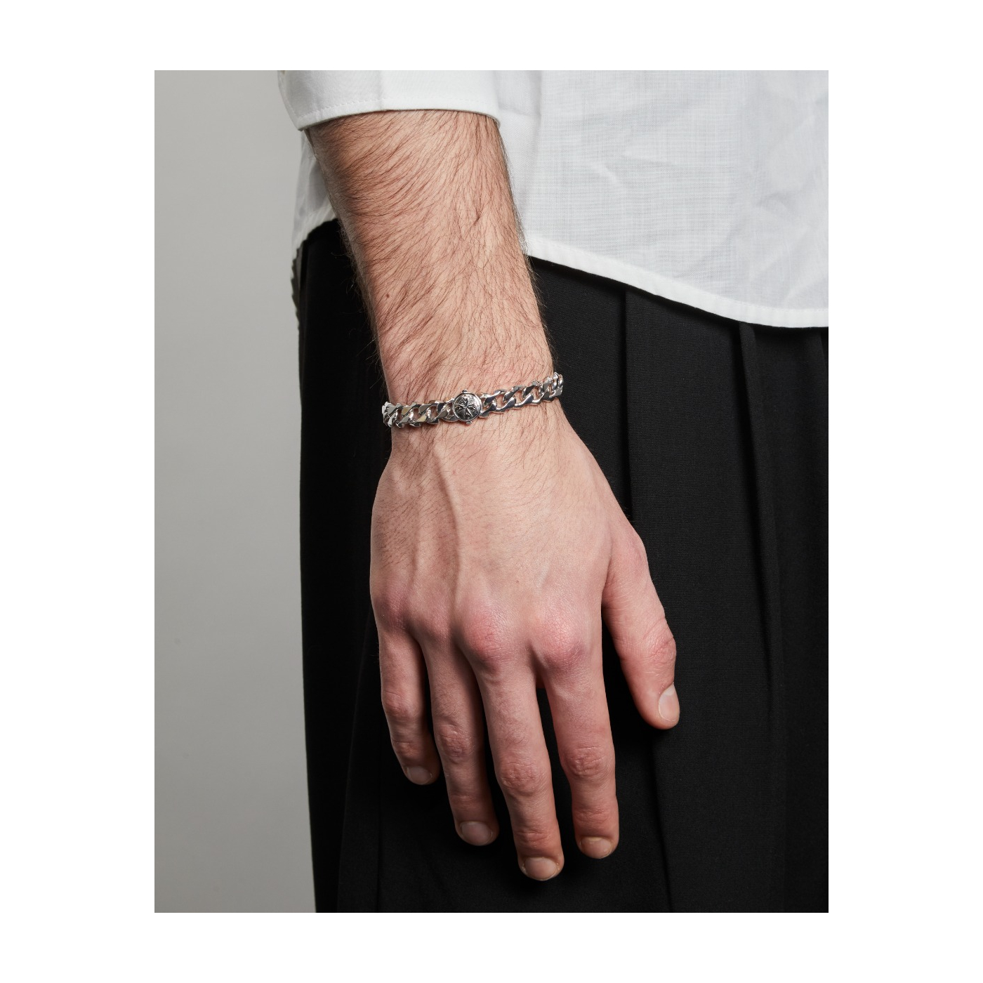 ブレスレット emanuele bicocchi BRAIDED NEW LOGO SMALL BRACELET Tiny Braided Knot Bracelet