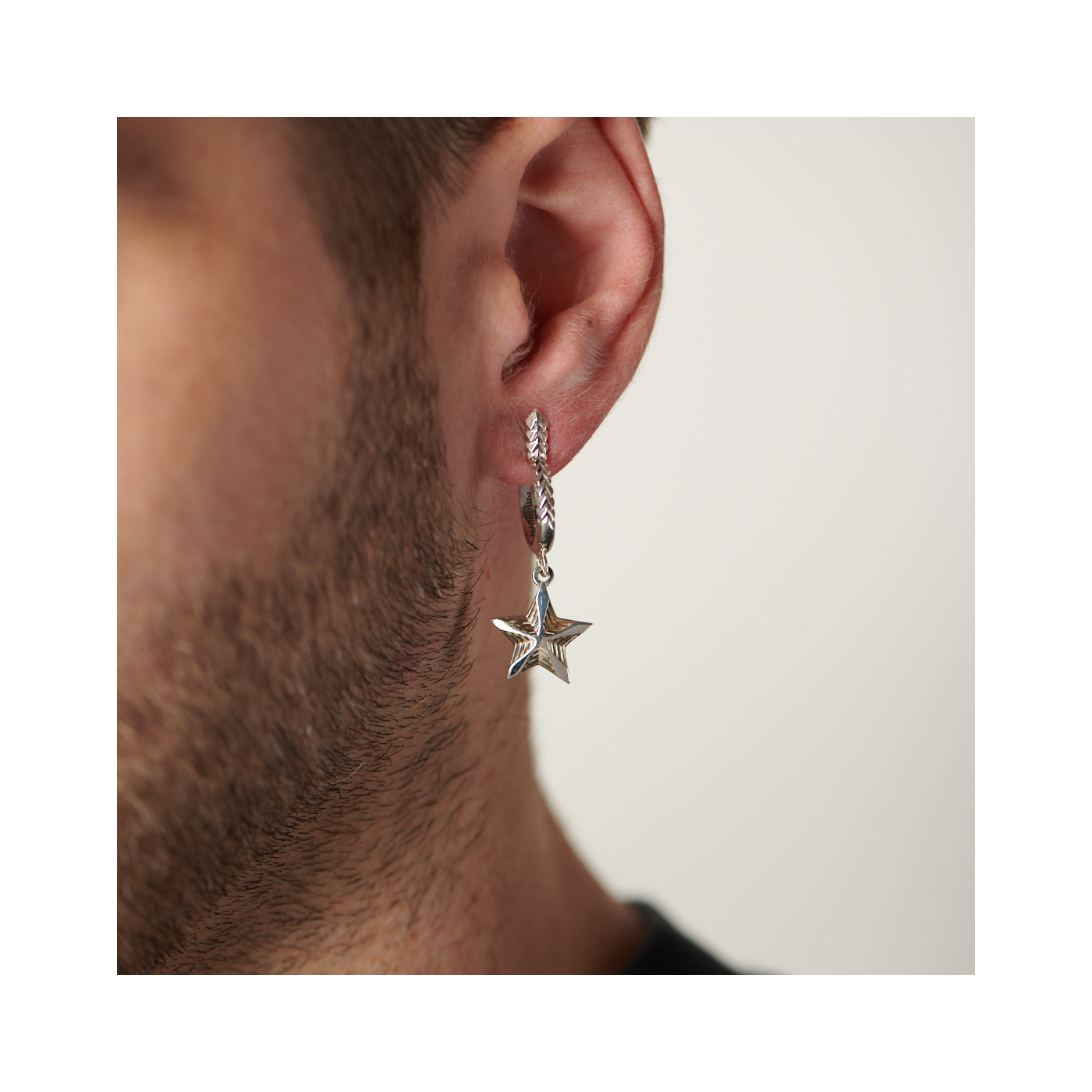 ピアス EMANUELE BICOCCHI GOLD PLATED STAR EARRING 23106775_53305732_1000.jpg